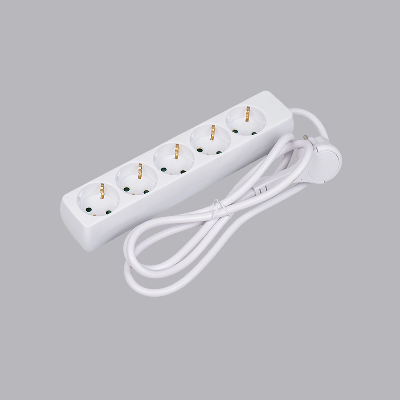 Multiprise 5 voies de forme rectangulaire de type allemand LOB-05L avec anneau de traction multiprise