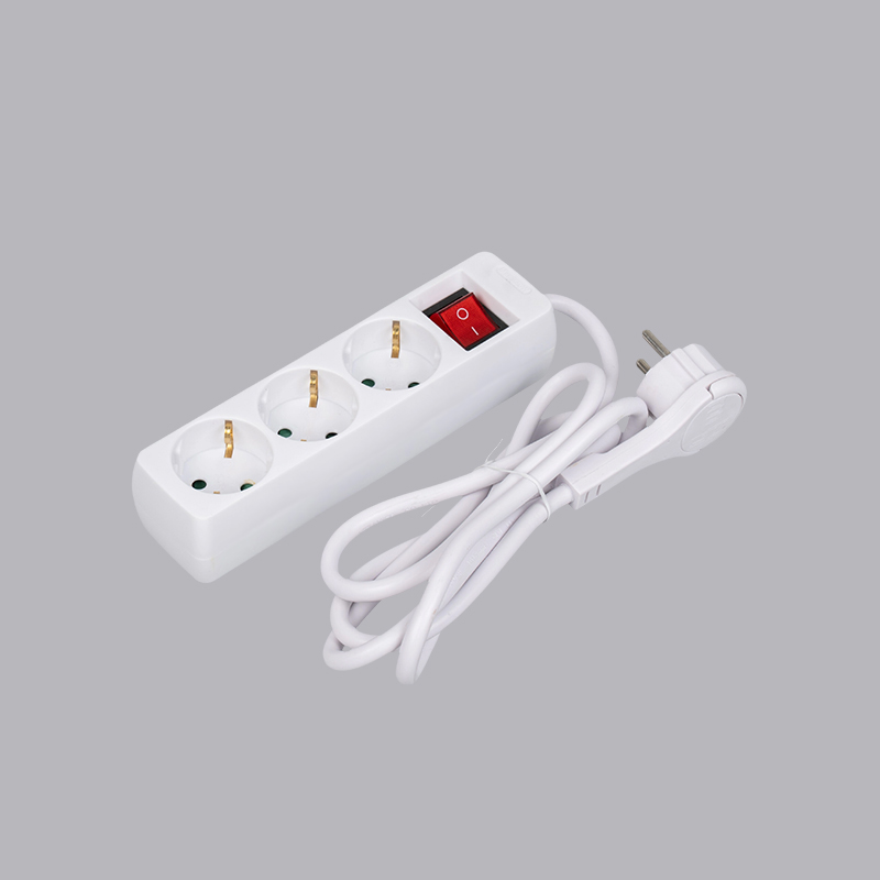 LOB-03KL Multiprise 3 voies de forme rectangulaire de type allemand avec anneau de traction et interrupteur multiprise