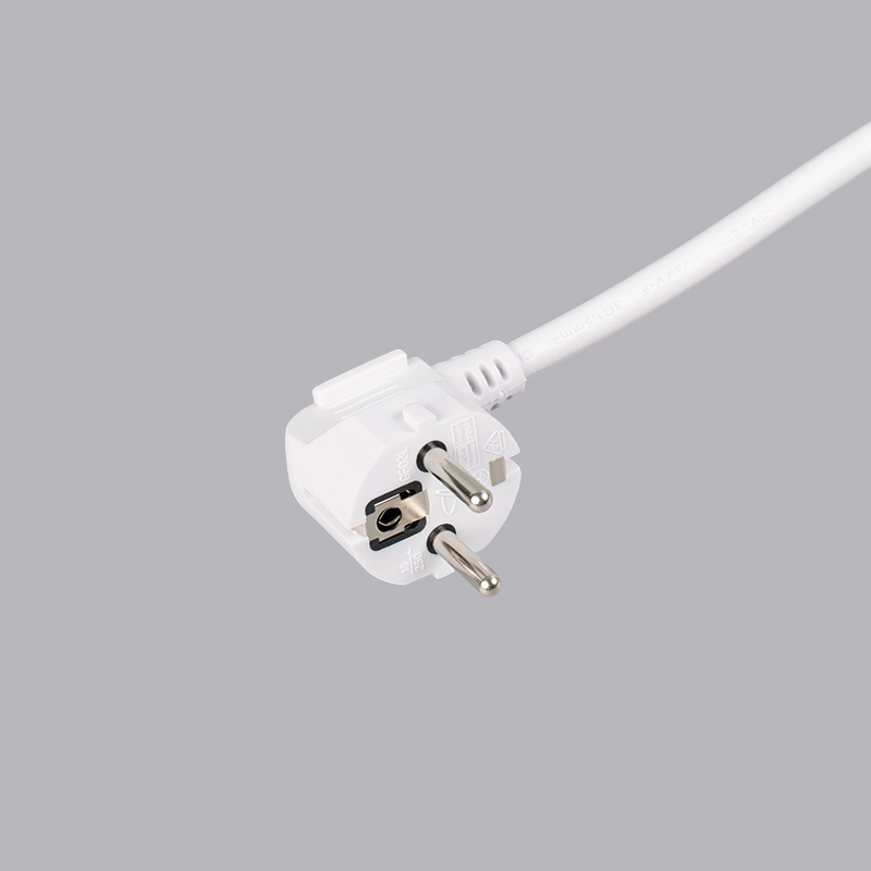 Prise à angle droit de type allemand GF03L